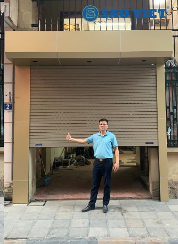 Bàn giao cửa cuốn sau khi sửa